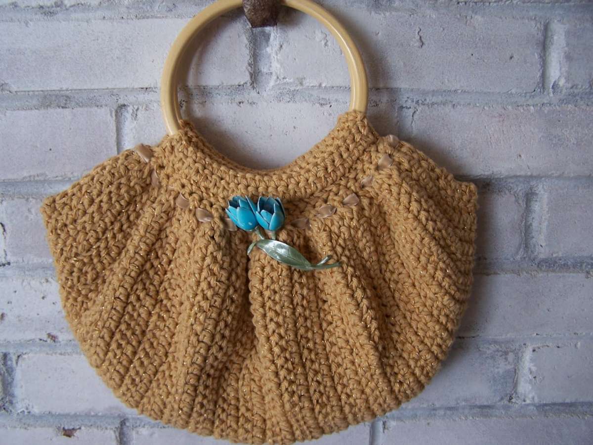 Borsa crochet color sabbia