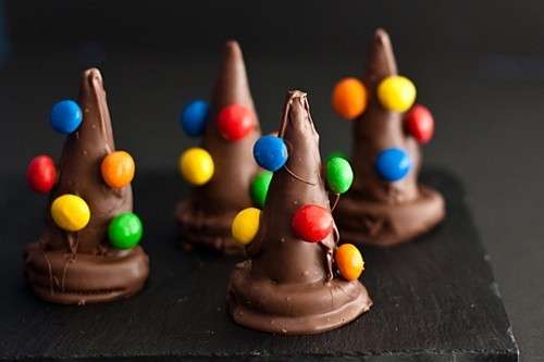 Cappelli di strega con M&M's