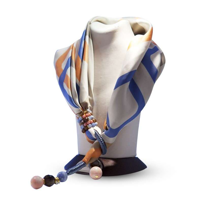 Collana con il foulard