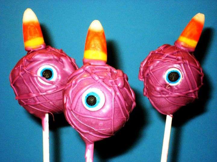 Eyes Cake Pops