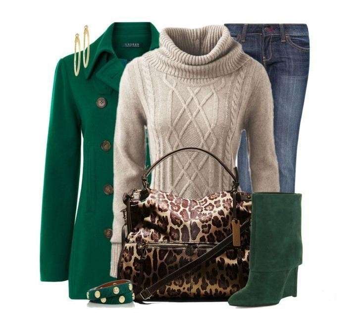 Jeans con accessori in verde e maculato