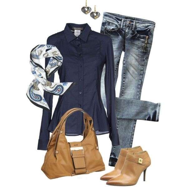 Look casual in blu e beige