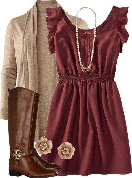 Minidress marsala e accessori