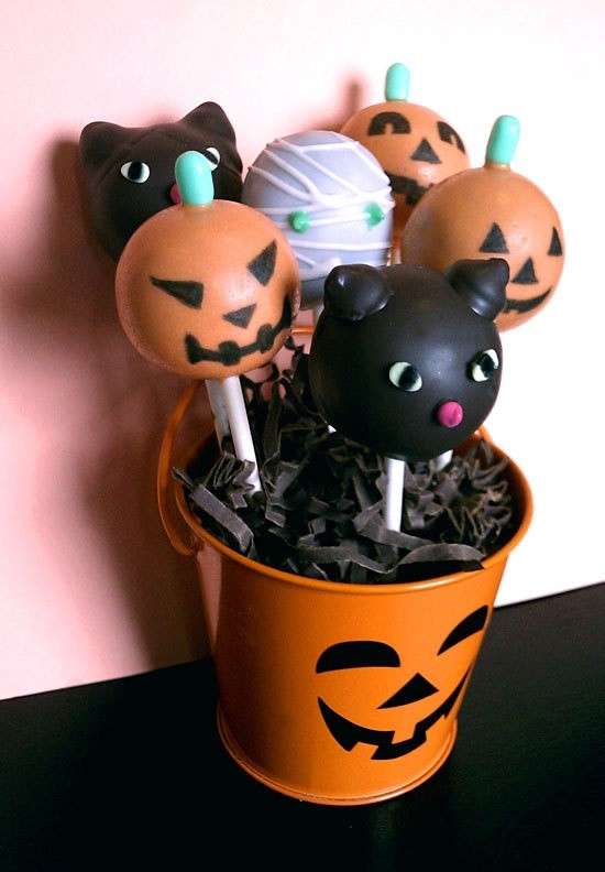 Monster Cake Pops