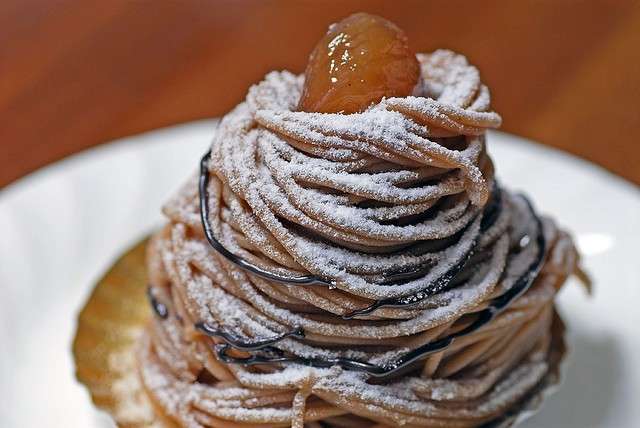 Montblanc con zucchero a velo