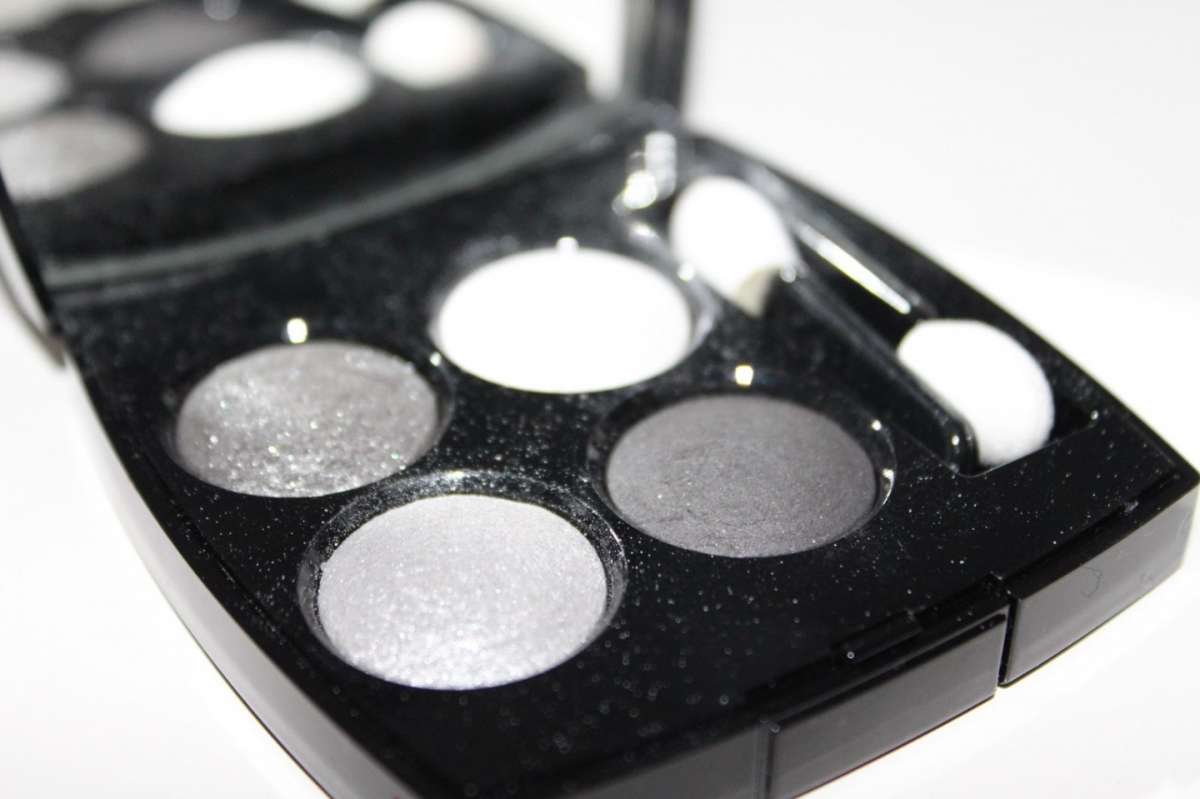 Palette per smokey eyes di Chanel
