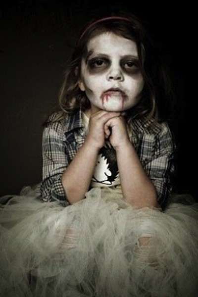 Piccola zombie per Halloween