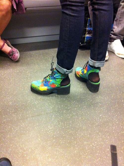 Scarpe fluo