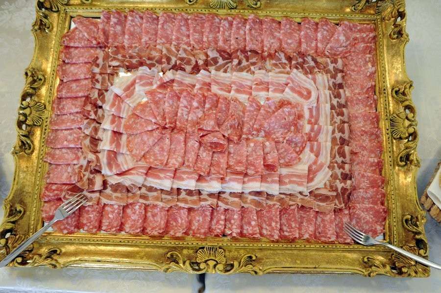 Specchio di salumi