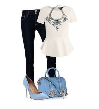 Top con peplum e pantaloni neri