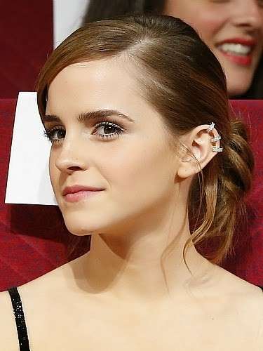 Emma Watson piercing all'orecchio