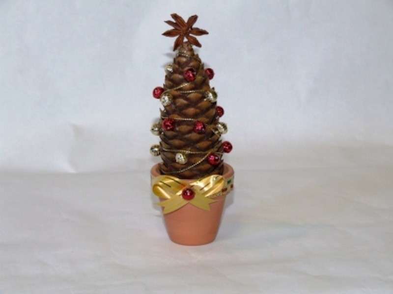 Mini albero con le pigne