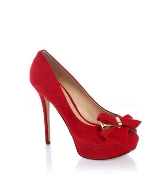 Pumps platform rosse Guess