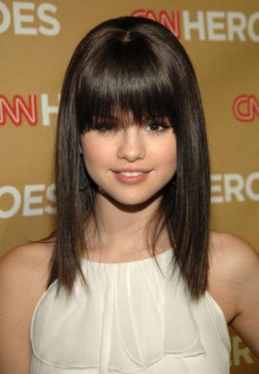Taglio di capelli long bob di Selena Gomez