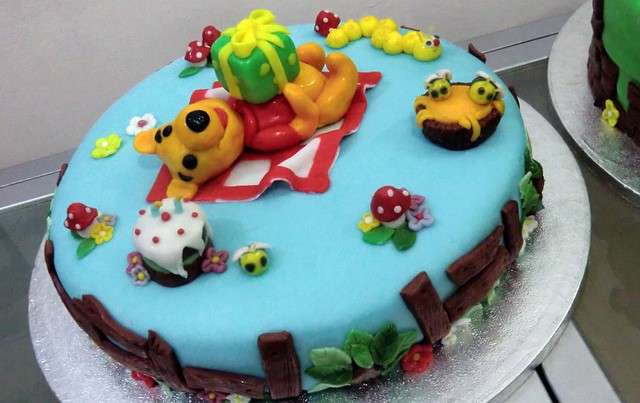 Torta Winnie Pooh azzurra