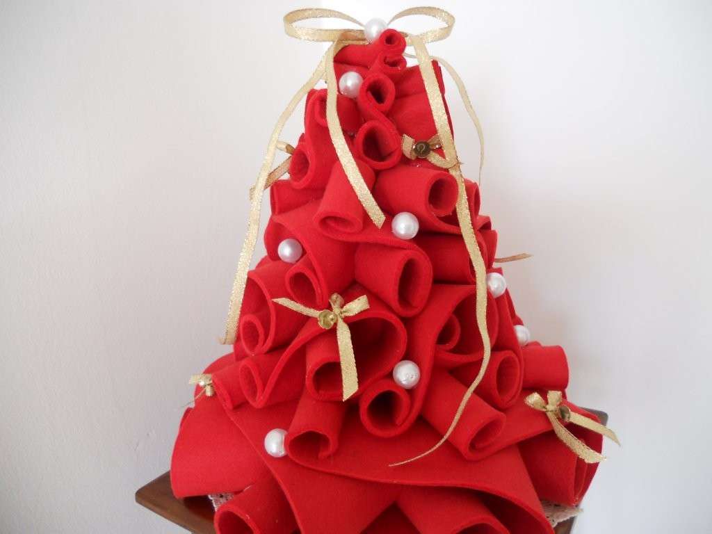 Albero di Natale in feltro rosso