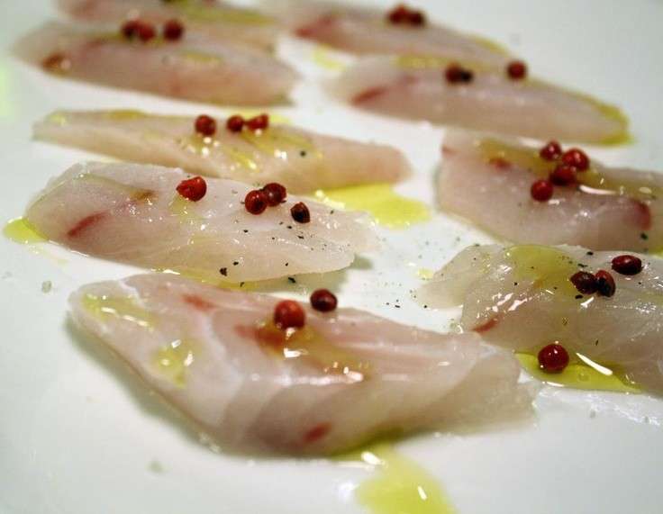 Antipasto di pesce crudo