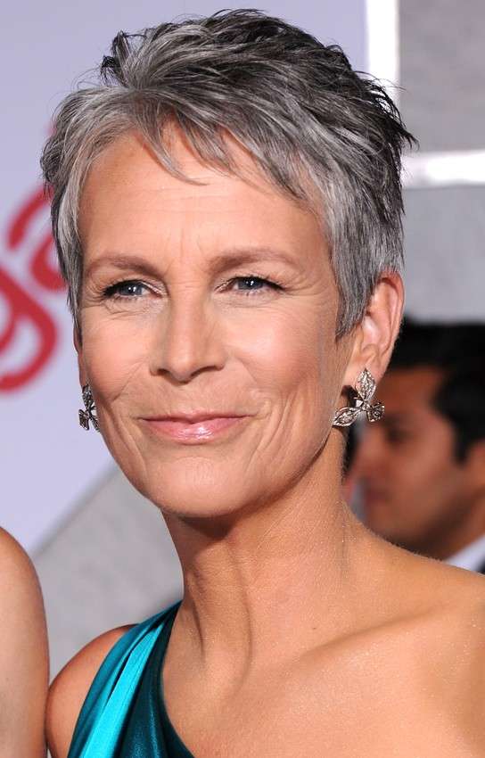 Capelli e taglio anti-età di Jamie Lee Curtis