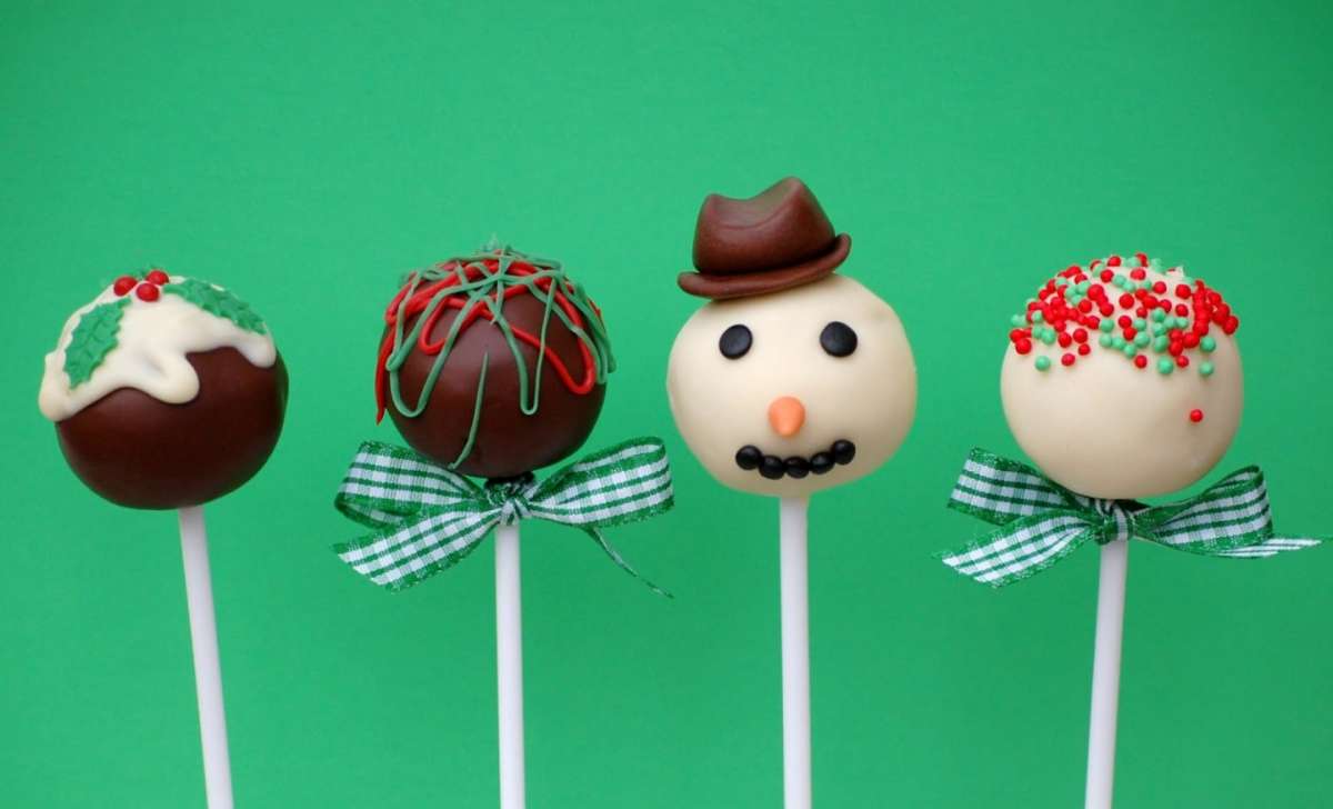 Christmas cake pops