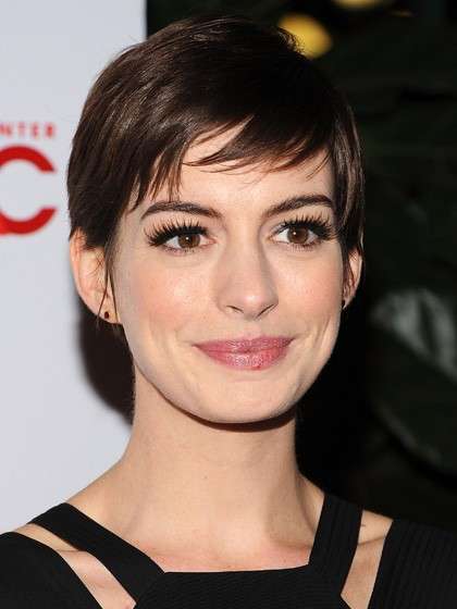 Look anti-età di Anne Hathaway