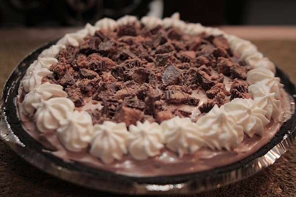 Torta golosa con pezzettoni di cioccolato