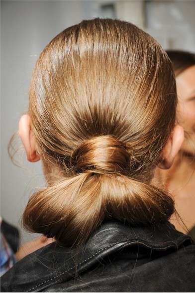 Chignon basso e largo