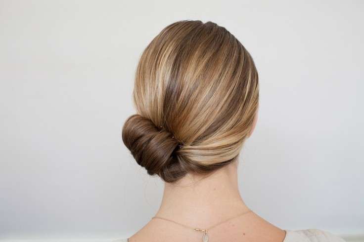 Chignon basso e laterale