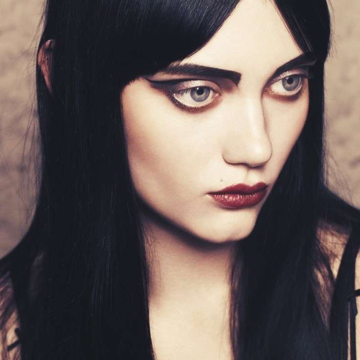 Make up da Cleopatra in stile dark