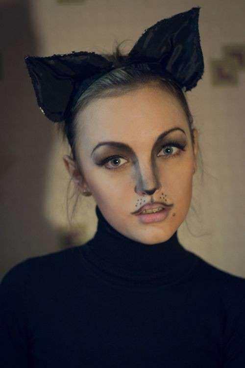 Make up da gatta dettagliato