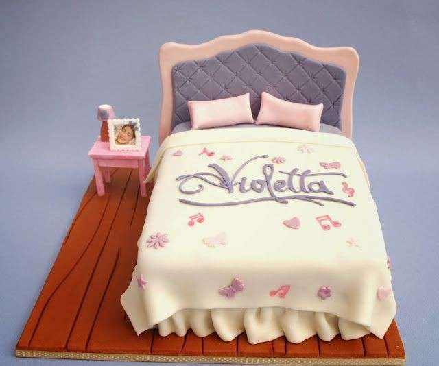 Torta a letto di Violetta
