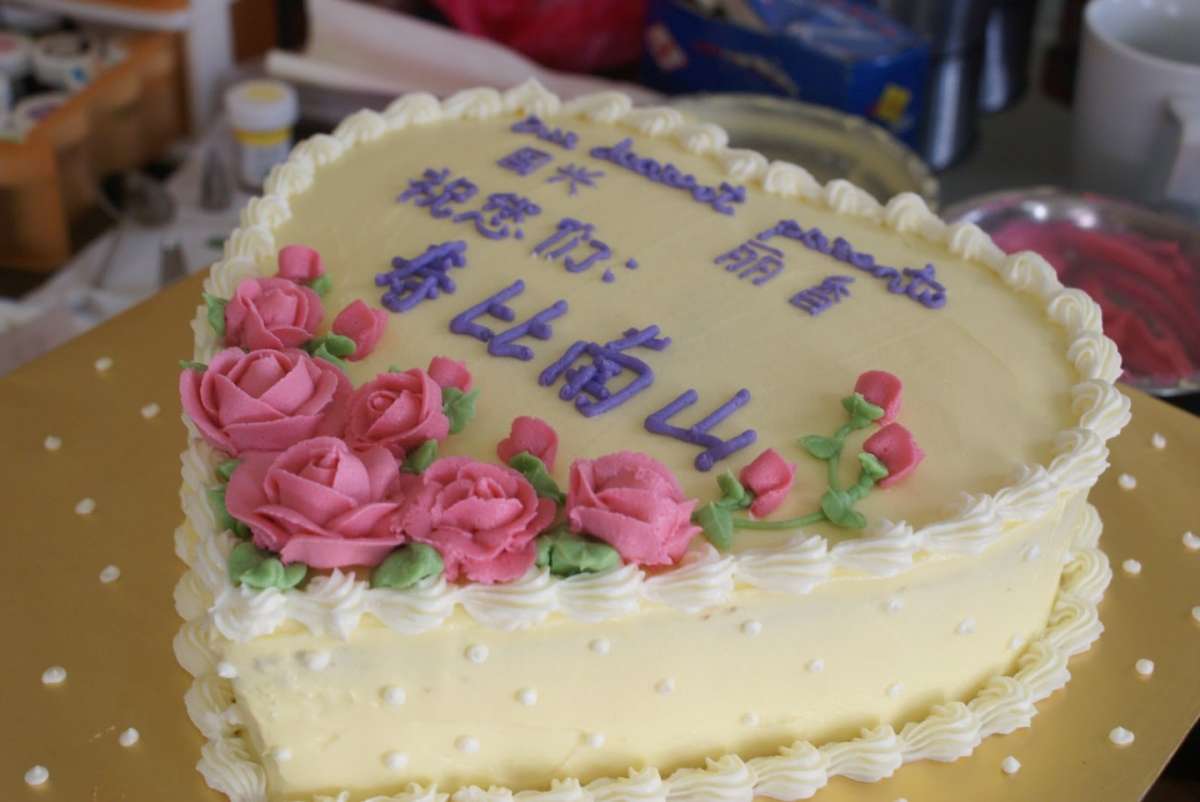 Torta con fiorellini