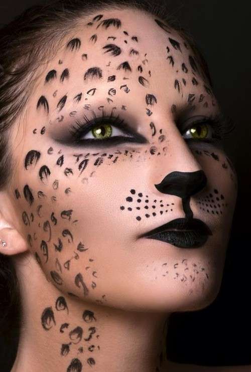 Trucco da gatta con macchie