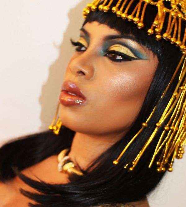 Trucco oro ispirato a Cleopatra