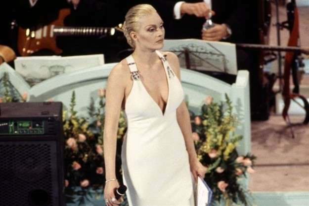 Anna Oxa nel 1994