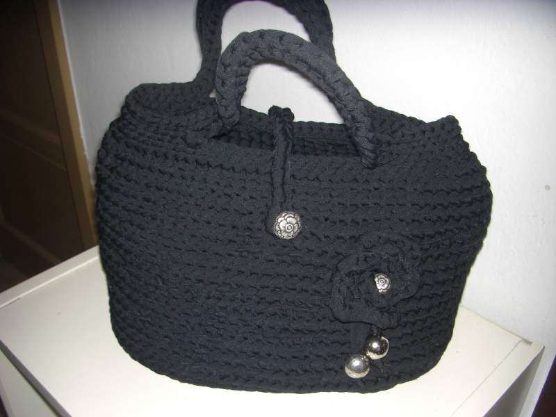 Borsa con fettuccia nera