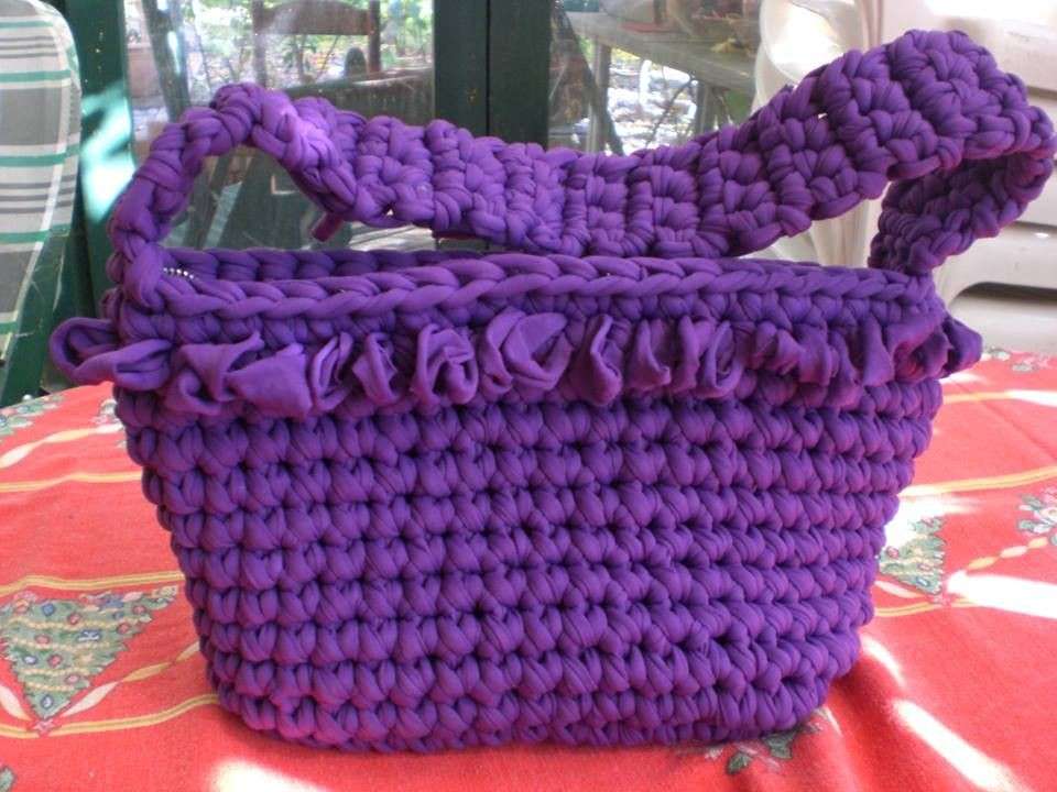 Borsa con fettuccia viola