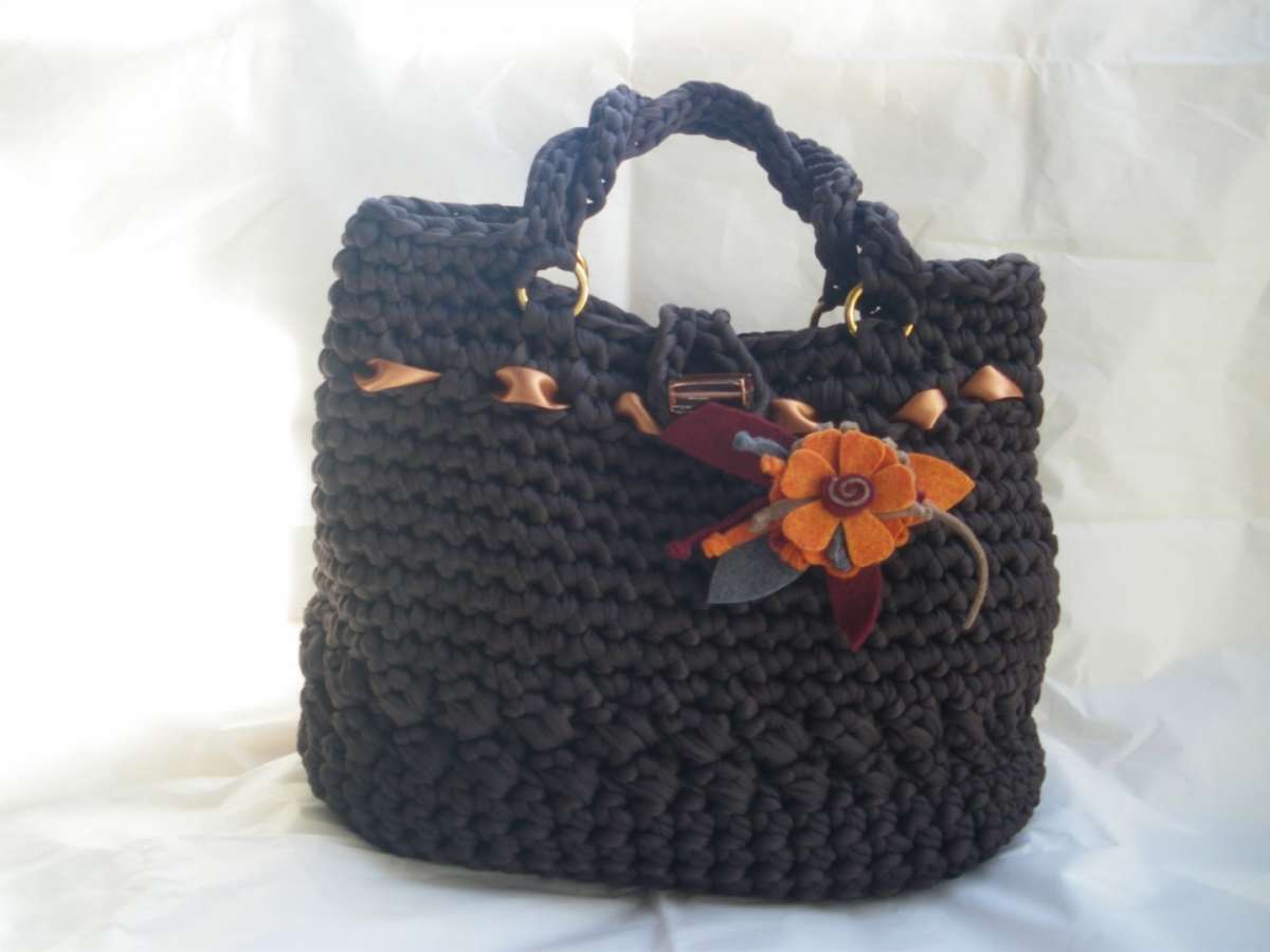 Borsa con fiore