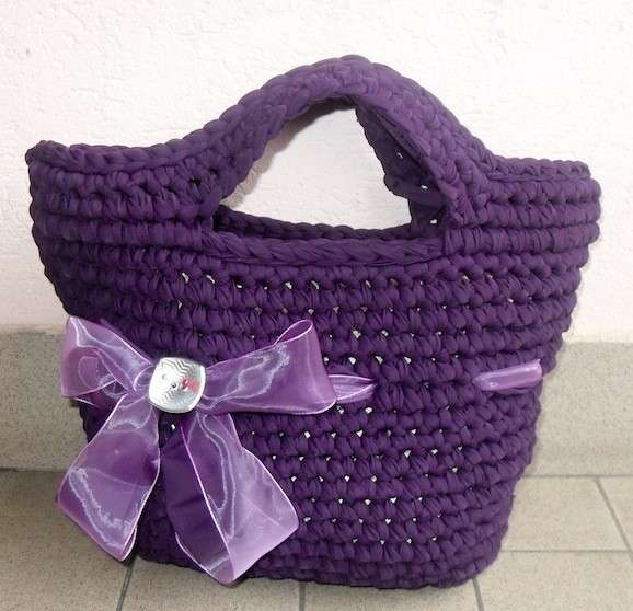 Borsa di fettuccia viola