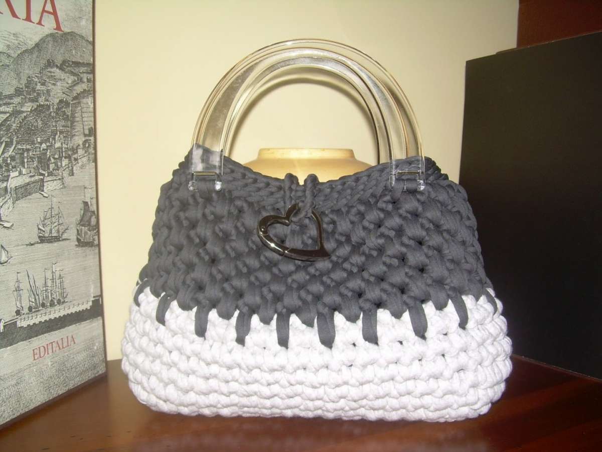 Borsa fatta a mano
