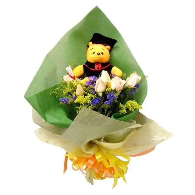 Bouquet con orsetto per la laurea
