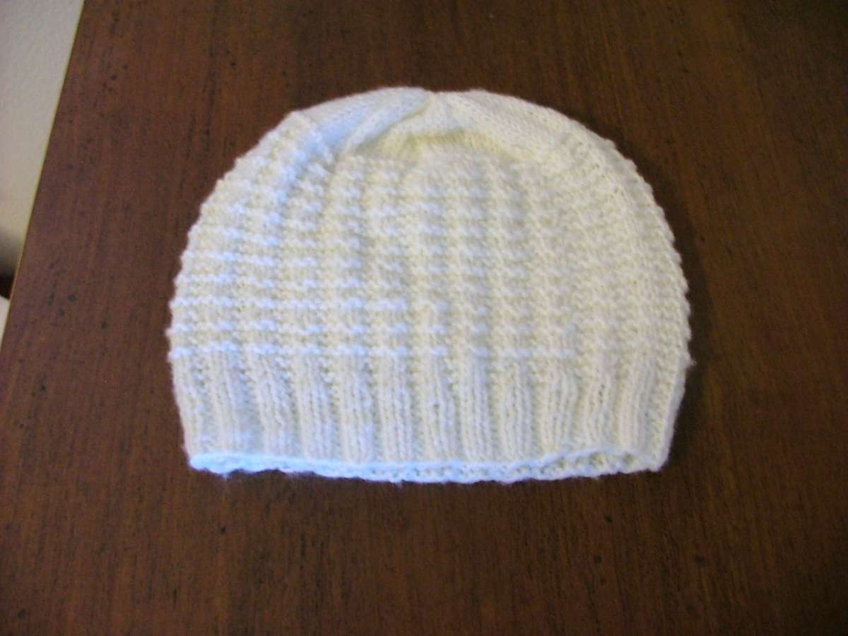 Cappellino bianco