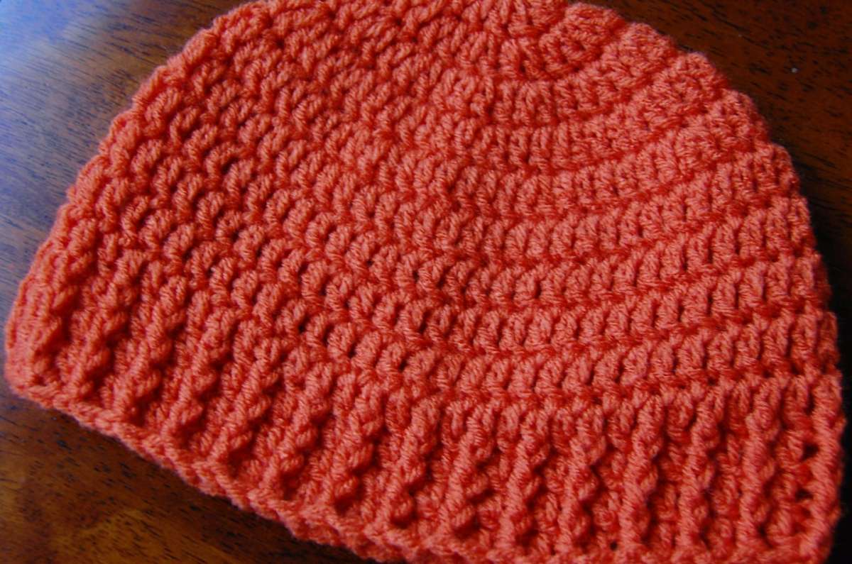 Cappello crochet rosso
