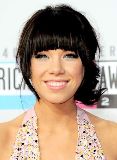 Carly Rae Jepsen beauty look