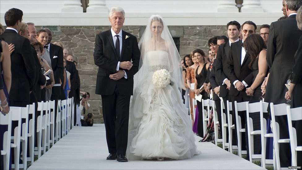 Chelsea Clinton in abito da sposa
