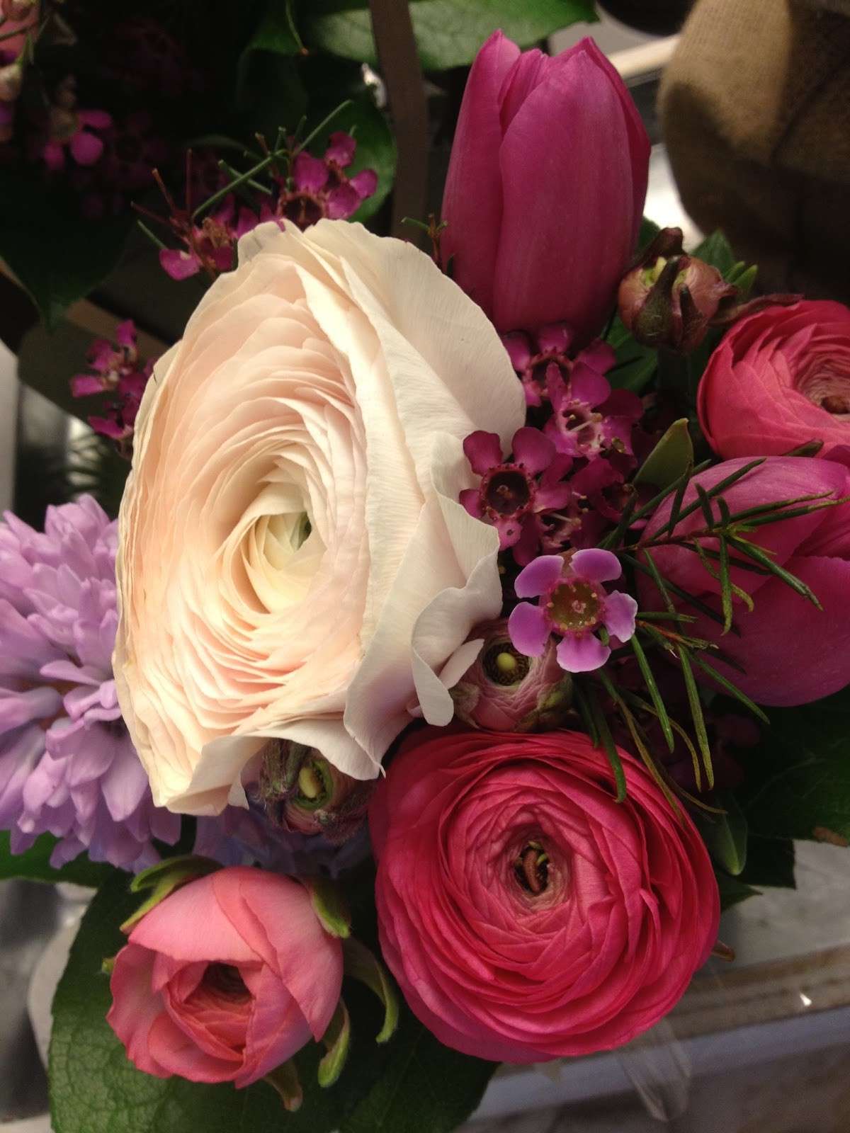 Fiori rosa lilla e bianchi per la laurea