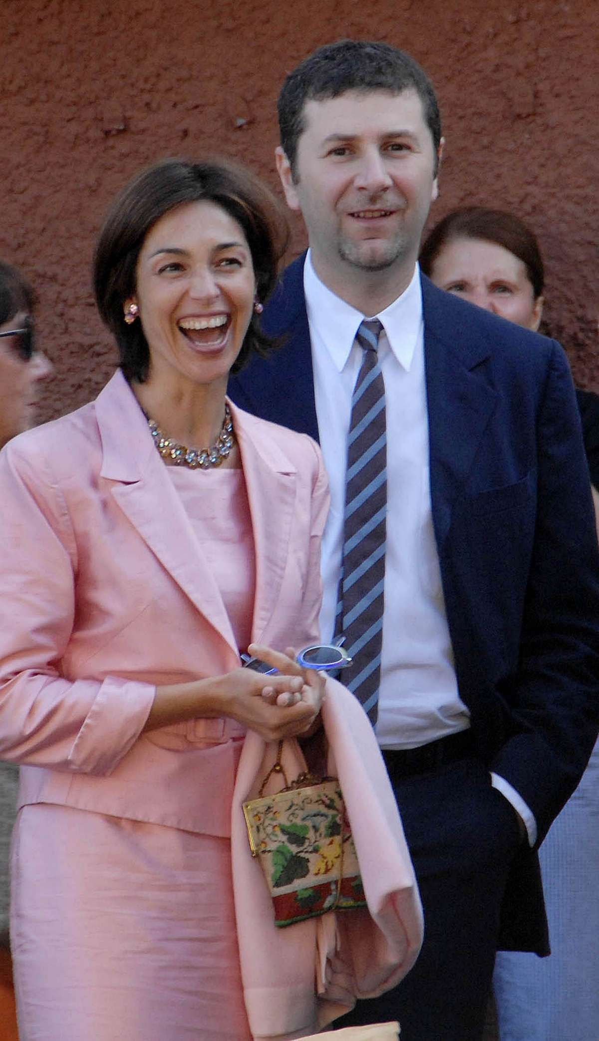 Gioia Selis sorridente con il marito