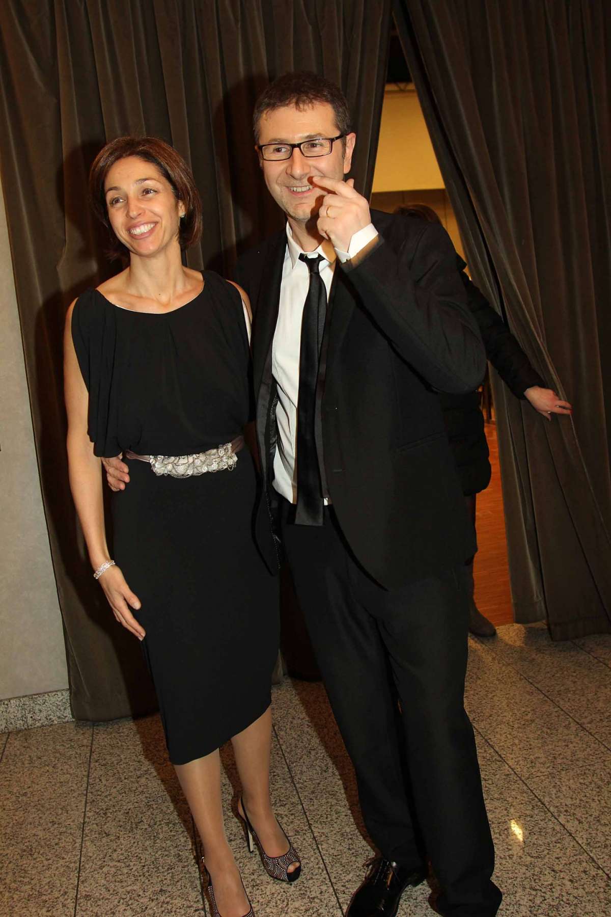 Il conduttore e la moglie al Teatro Ariston