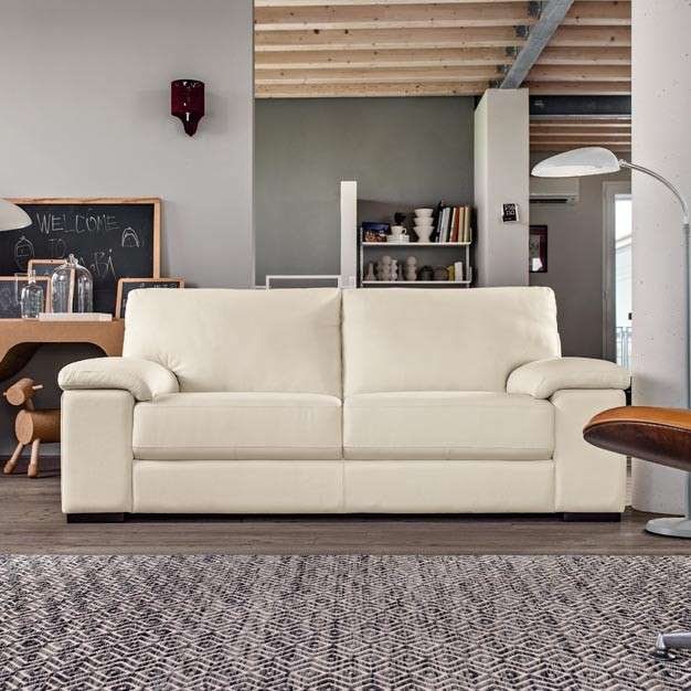 Il divano Belio: elegante, essenziale e pratico