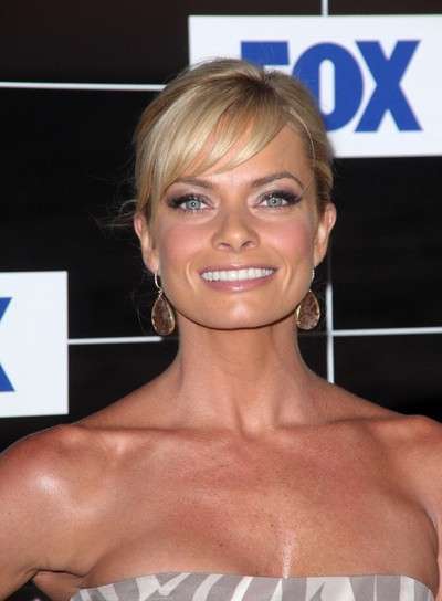 Jaime Pressly beauty look