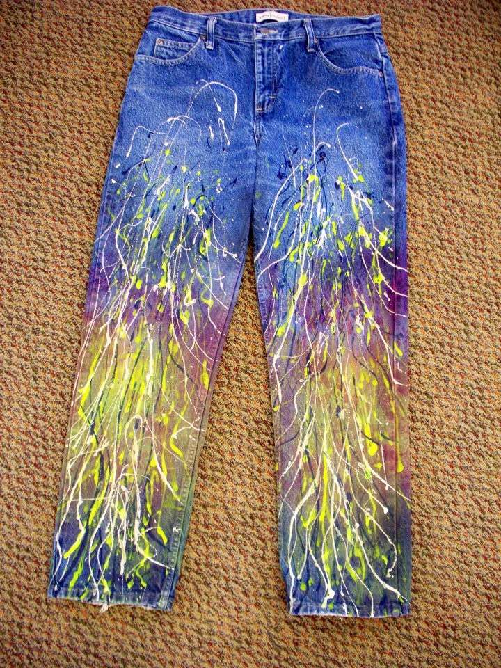 Jeans decorati con la pittura